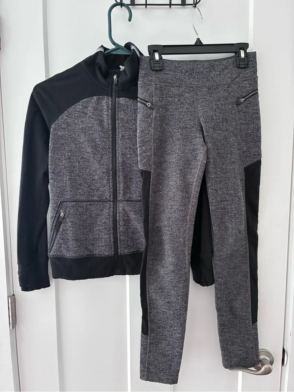 Athleta Girls Gray and Black Matching Jacket & Leggings Set